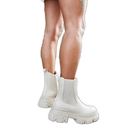 Krémové kotníkové boty s gumovou vsadkou D'Isola béžový