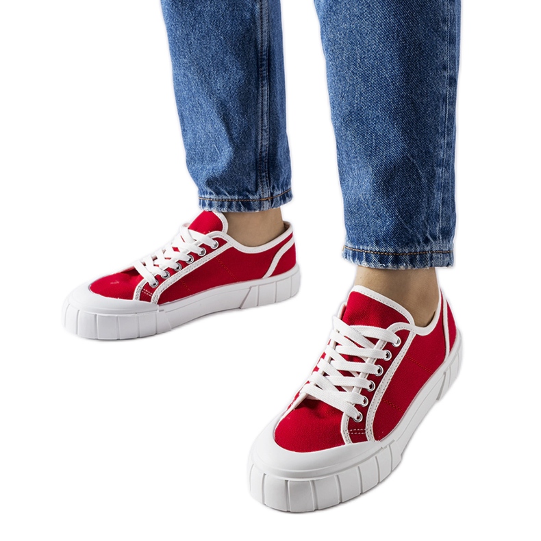 Červené tenisky na silné platformě Egidio