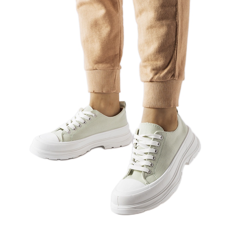 Zelené tenisky se sportovní podrážkou Bettole zelená