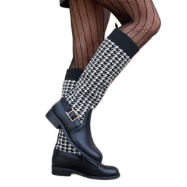 Černobílé dlouhé houndstooth boty značky Maestas černá