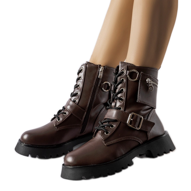 Hnědé zateplené dělníky s taškou od Manzoni hnědý