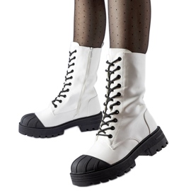 Dámské bílé zateplené dělnické boty Cardinale bílý Dámské bílé zateplené dělnické boty Cardinale bílý