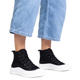 Černé tenisky na vysoké platformě Guerrino černý