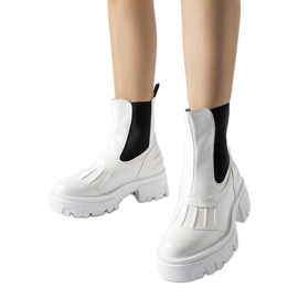 Bílé masivní izolované dělníky Carruba bílý Bílé masivní izolované dělníky Carruba bílý