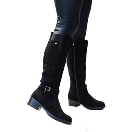 Černé zateplené eko-semišové boty Castelvetro černá