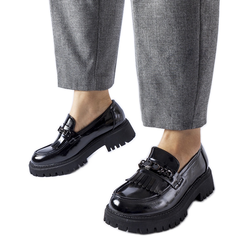 Černé lakované mokasíny s přezkou Agordina černá Černé lakované mokasíny s přezkou Agordina černá