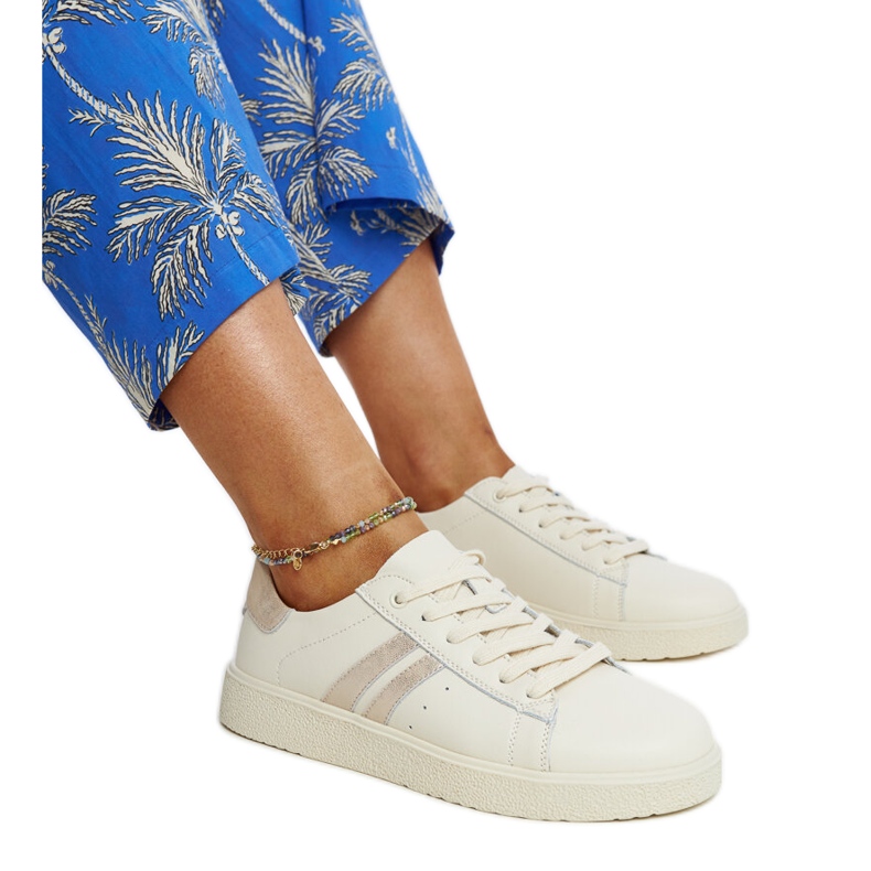 Béžové kožené šněrovací tenisky béžový