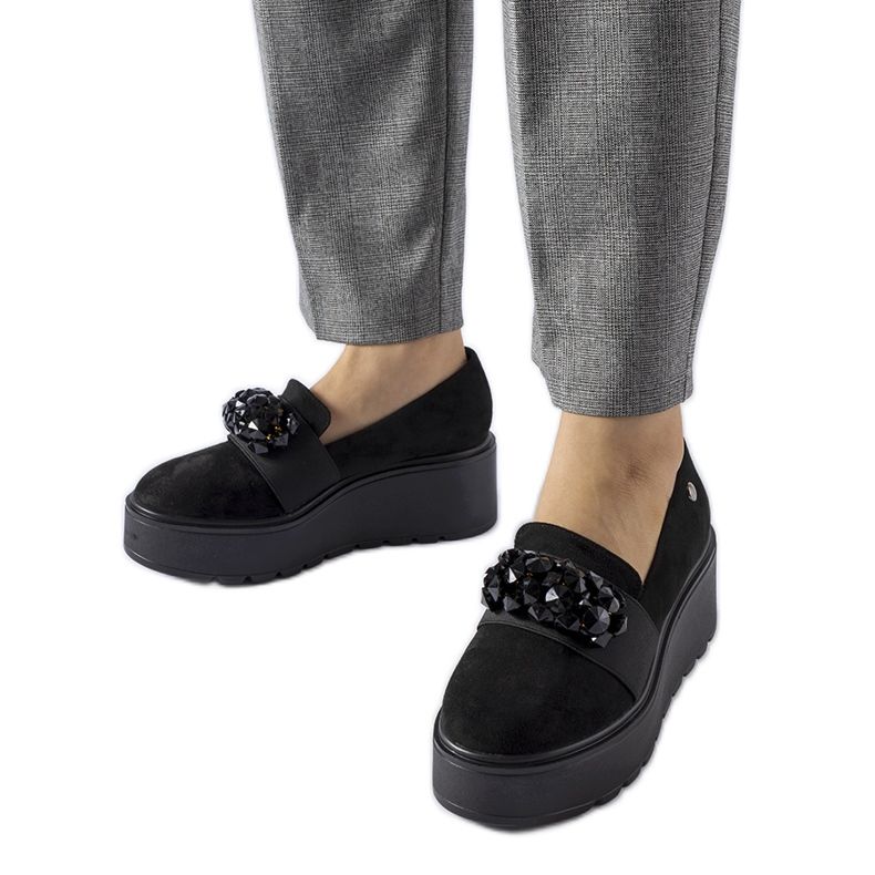 Černé boty na platformě Edma černá