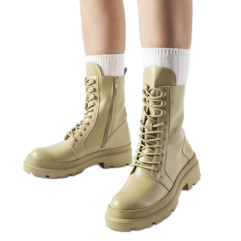 Zelené ploché kozačky s chráničem Zacharie zelená