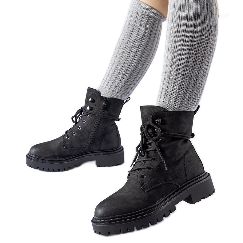 Černé ploché boty s Brattle chráničem černá