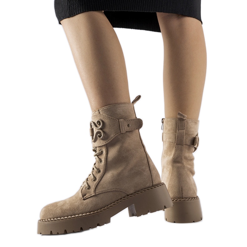 Hnědé dekorativní eko-zmsz dělnice z Castore hnědý