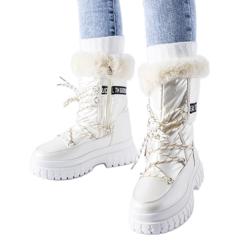 Béžové zateplené sněhule s nápisem Giorgio béžový