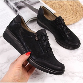 Lesklá kožená obuv Helios W H334B, černá černý