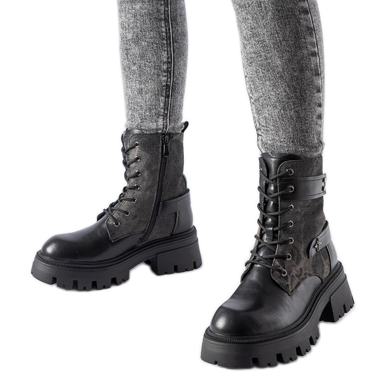 Černé zateplené boty s chráničem Norwalk černá