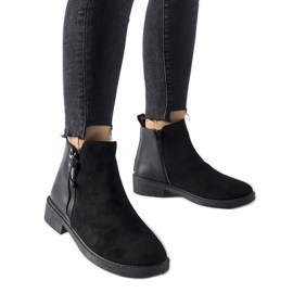 Černé zateplené klasické boty Montaldo černý