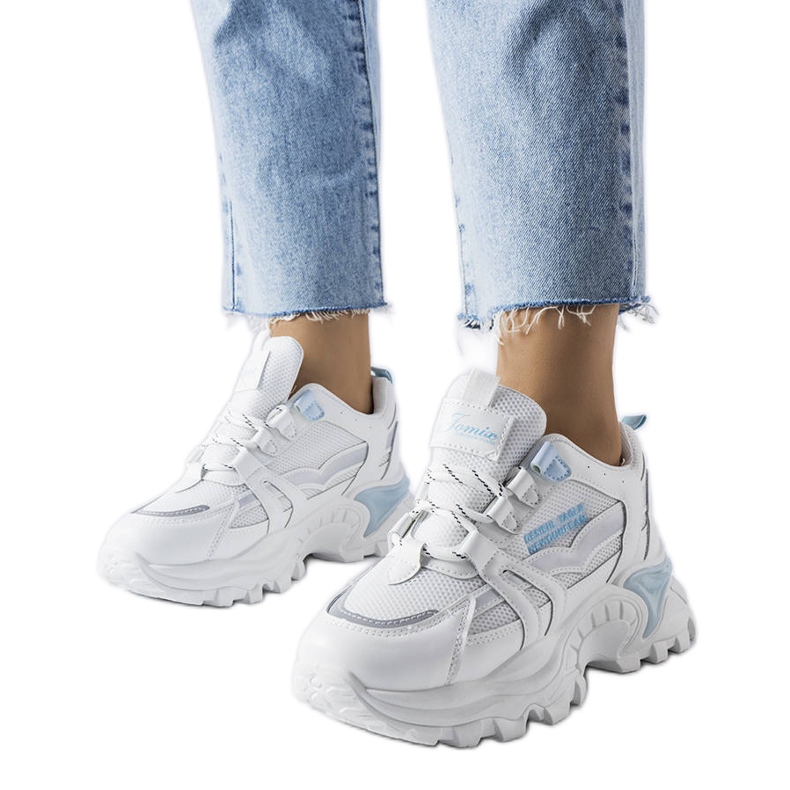 Modré tenisky s neonovými opálovými vsadkami modrý Modré tenisky s neonovými opálovými vsadkami modrý