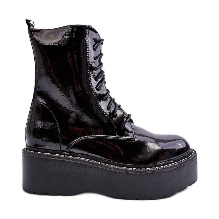 Dámské lakované kozačky se silnou podrážkou černá Movana