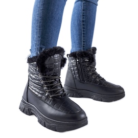 Černé zateplené sněhule s platformou Dwayn černý