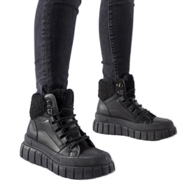 Černé zateplené tenisky Adamsville černá Černé zateplené tenisky Adamsville černá