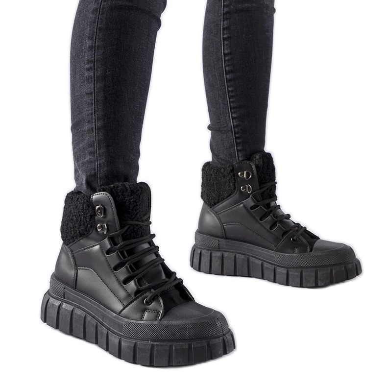 Černé zateplené tenisky Adamsville černá