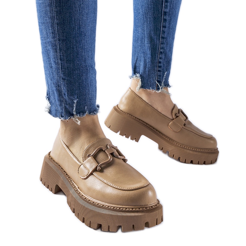 Béžové mokasíny zdobené sponou Cava béžový