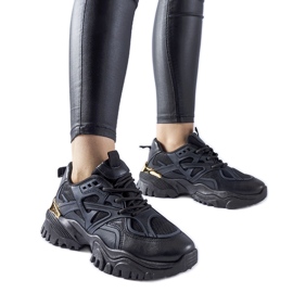 Černé sportovní tenisky Cislago černá