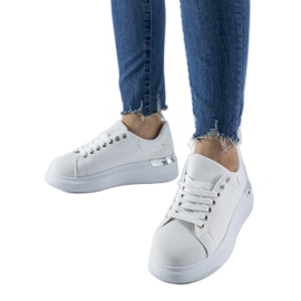 Bílé tenisky na platformě Scuderlando bílý