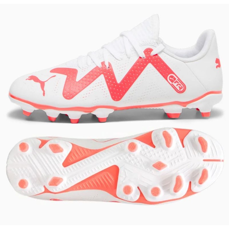 Boty Puma Future Play FG/AG Jr 107388-01 bílý Boty Puma Future Play FG/AG Jr 107388-01 bílý