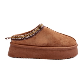 Pantofle se silnou podrážkou z eko-semišu Camel Sylva hnědý Pantofle se silnou podrážkou z eko-semišu Camel Sylva hnědý