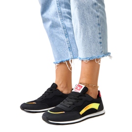 Černé sportovní tenisky Cavior černý