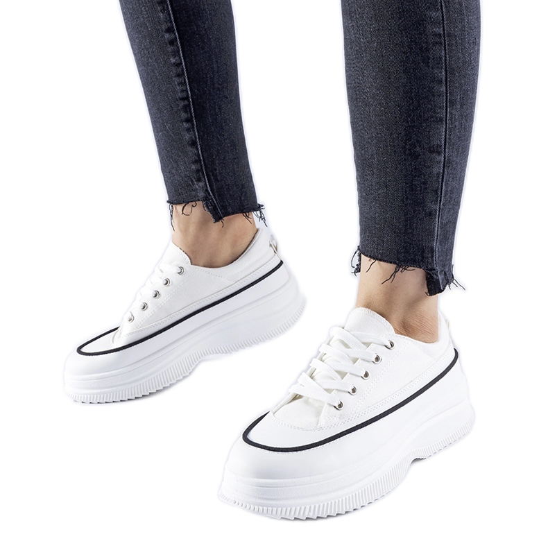 Bílé tenisky na platformě Plesio bílý Bílé tenisky na platformě Plesio bílý