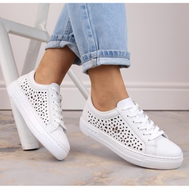 Kožená pohodlná prolamovaná dámská sportovní obuv, bílá, Rieker L8831-80 bílý