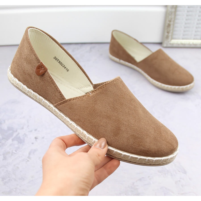 Dámské semišové espadrilky s výřezy taupe News 24TX02-2416 béžový Dámské semišové espadrilky s výřezy taupe News 24TX02-2416 béžový