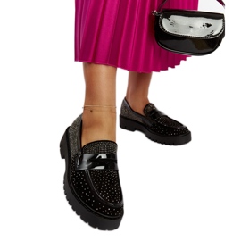 Černé mokasíny zdobené kamínky Newport černá