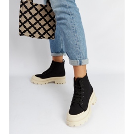 Černé lehké kotníkové boty Obispo černá Černé lehké kotníkové boty Obispo černá