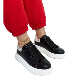 Černé tenisky na platformě GOE JJ2N4052 černý