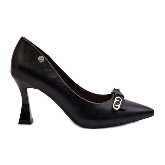 Vinceza Eko kožené hroty černé Kismetti černá