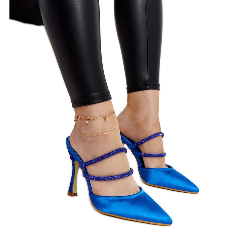 Modré žabky na vysokém podpatku značky Raffaelina modrý Modré žabky na vysokém podpatku značky Raffaelina modrý
