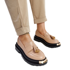 Béžové masivní mokasíny se zlatými vsadkami značky Tuga béžový Béžové masivní mokasíny se zlatými vsadkami značky Tuga béžový