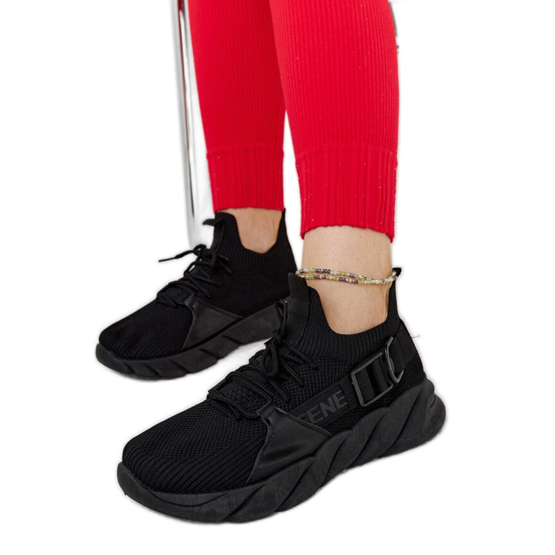 Černé lehké sportovní tenisky Faruz černá