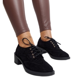 Černé semišové boty Tigard na vysokém podpatku černá