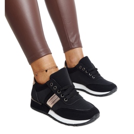 Černé tenisky na gumové platformě Nihad černý