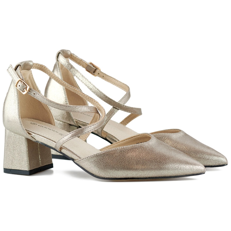 Stříbrné lodičky s ramínky na nízkém podpatku stříbrný