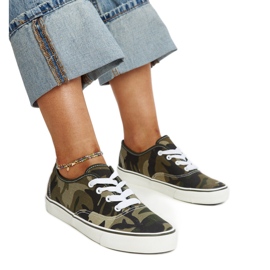 Zelené vojenské tenisky Erla zelený