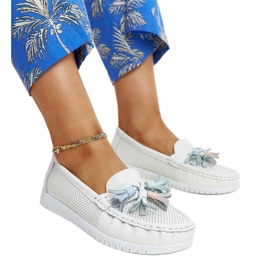 Bílé kožené mokasíny Aune s třásněmi bílý Bílé kožené mokasíny Aune s třásněmi bílý
