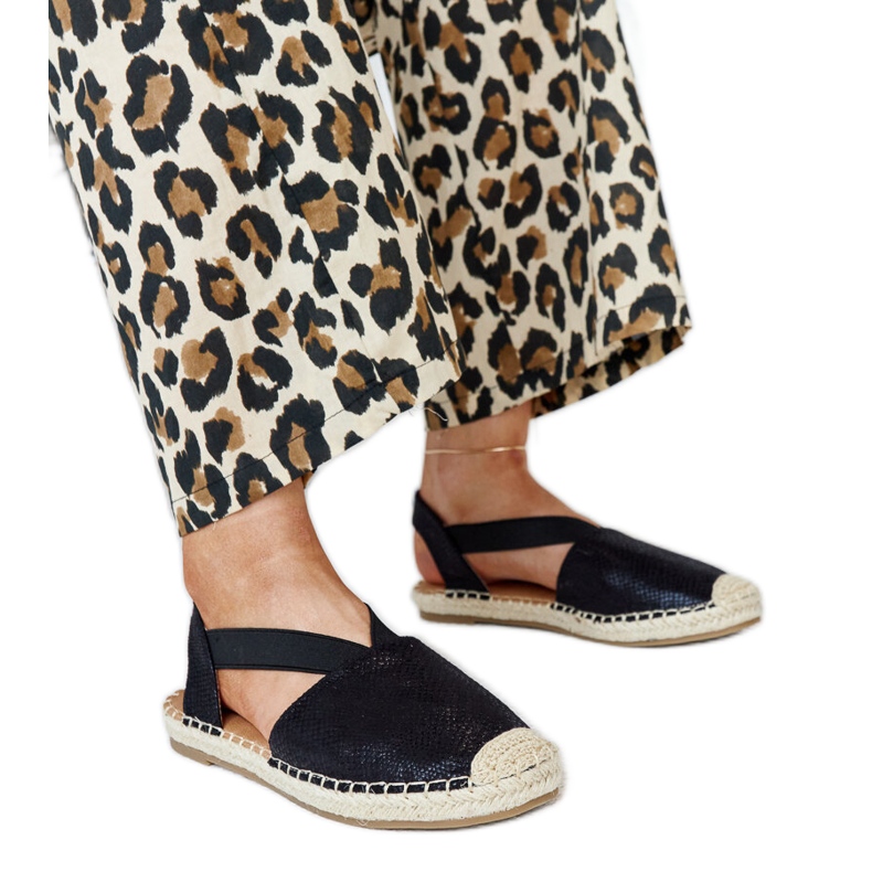 Černé espadrilky s otevřeným podpatkem Tharna černá