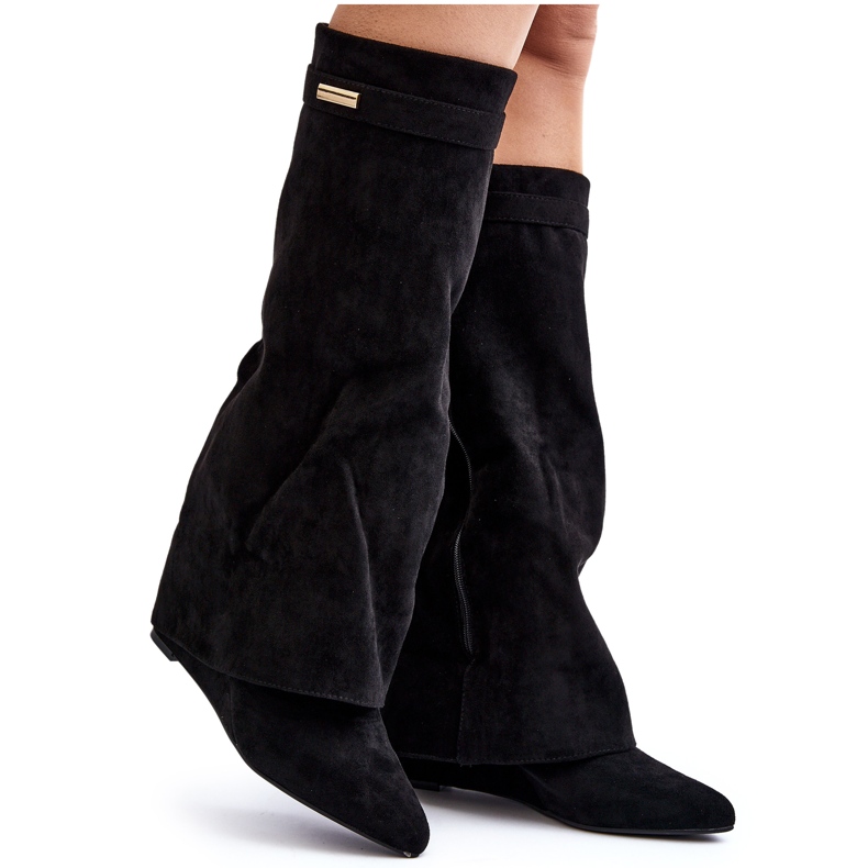 Černé dámské kozačky na klínku Pattia černá