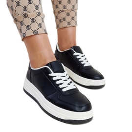 Černé tenisky na platformě Cvita černý