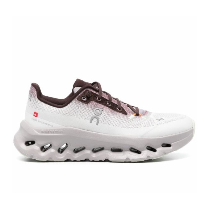 On Running Na botách Running Cloudtilt W 3WE10052346 bílý