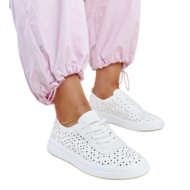 Bílé prolamované tenisky Manoek bílý